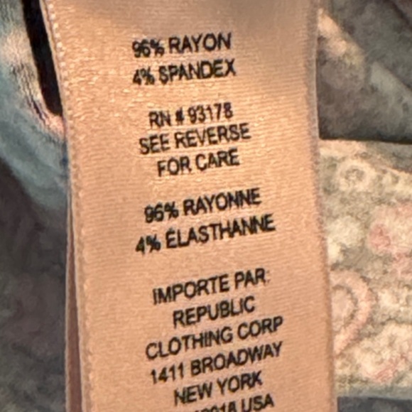 Philosophy Black and Red Floral Blouse - Picture 10 of 12